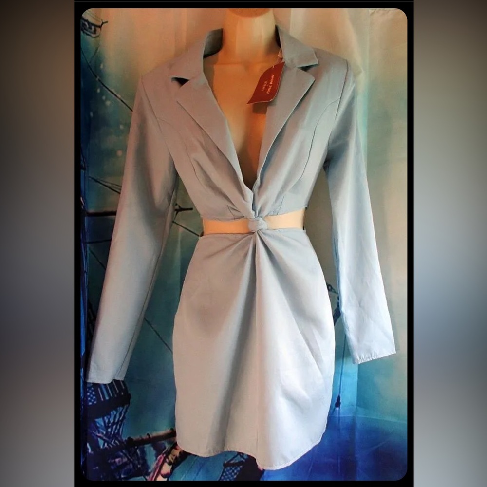 NWT Baby Blue Public Desire Cut Out Blazer dress. Size 8.